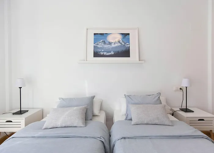 Mirador De Estrimal By Bevalle パンティコサ